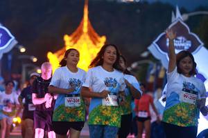 BIB: 338, 310
                            <button type="button" onclick="openModal(22341694)" class="btn btn-primary btn-sm float-right btn-popup" data-toggle="modal" data-target=".modal-high-quality">
                        <i class="fas fa-shopping-cart"></i> Add to Cart
                    </button>
                                            <button type="button" onclick="isThisMe(22341694, true)" class="btn btn-success btn-sm float-right btn-popup btn-isme hidden" data-toggle="tooltip" data-placement="bottom" title="นี่คือรูปของคุณใช่ไหม คลิกที่นี่เพื่อเอาเข้าอัลบั้ม">
                        <i class="fas fa-plus"></i> Add to album
                    </button>
                    <button type="button" onclick="isThisMe(22341694, false)" class="btn btn-warning btn-sm float-right btn-popup btn-isnotme hidden">
                        <i class="fas fa-ban"></i> Remove from album
                    </button>